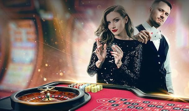 Tim dukungan pelanggan panglima 77 siap membantu melalui live chat