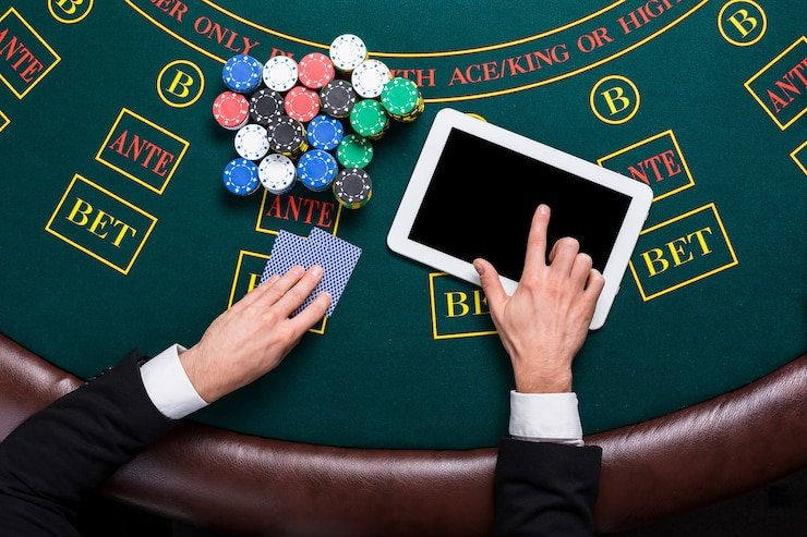 Layar dalam game PG Soft menampilkan pengatur taruhan, tombol turbo spin, dan daftar pembayaran